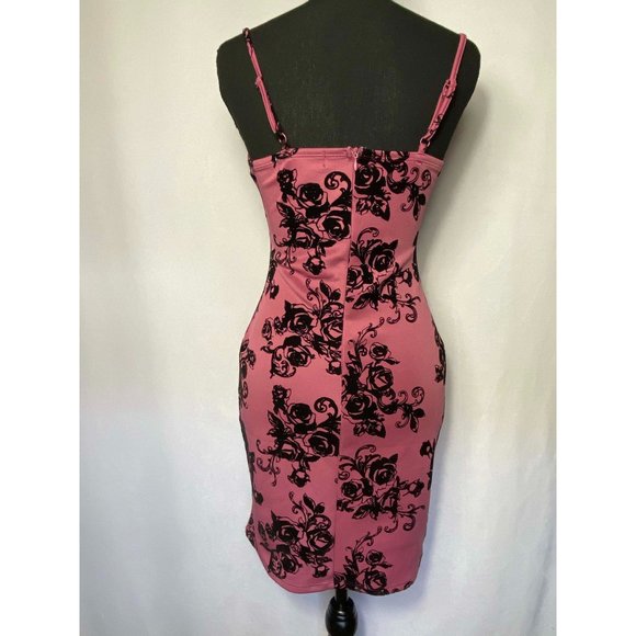 Almost Famous Cocktail Dress Pink Mauve Black Velvet Pattern with Straps Size M - Picture 3 of 5